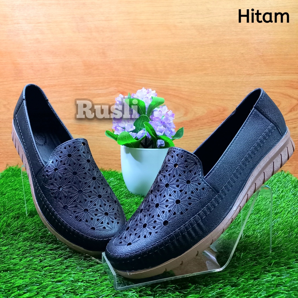 (COD) Sepatu Slip On Wanita Karet Lembut ATT SLN 495