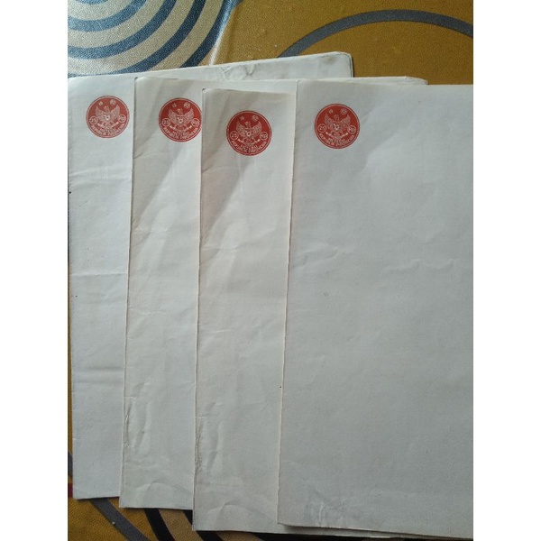 

kertas segel 1982
