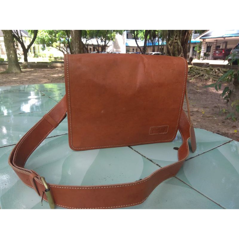 Tas Selempang Abekani Preloved