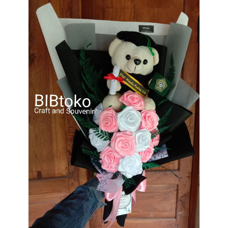 buket bunga+boneka/ buket boneka/ buket bunga bear/ big buket/buket bunga besar/ buket bunga wisuda