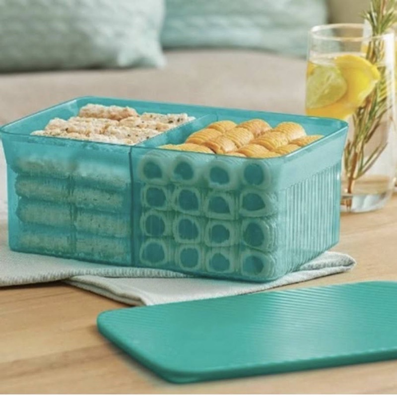Tupperware Snack It Tosca / Toples Kue Tupperware dengan sekat