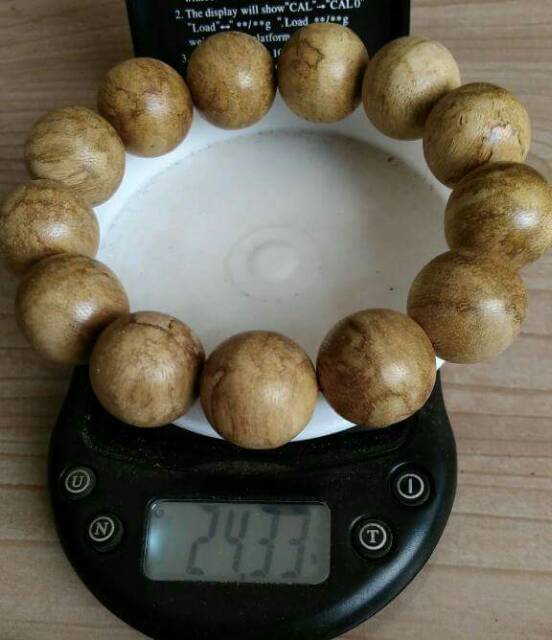 Gelang kayu gaharu filaria papua asli natural 18mm