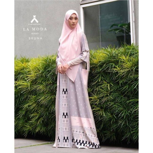 La Moda - Bruna by Yunia Syari