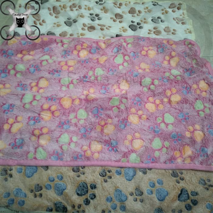 Selimut Matras Alas Kasur Tempat Tidur Kucing Anjing Hewan Blanket Pet Paw Lembut Bed Dog Cat