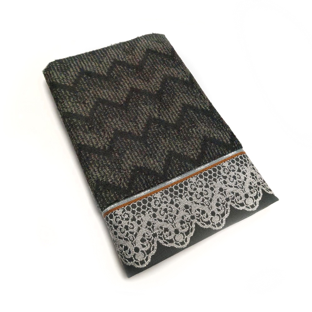 Handuk Mandi Signature LEVI by Terry Palmer 70 x 140