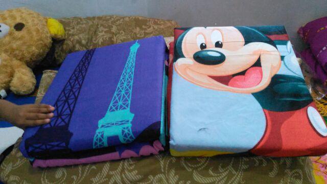 Id. Fata - Sprei Queen Mickey Merah