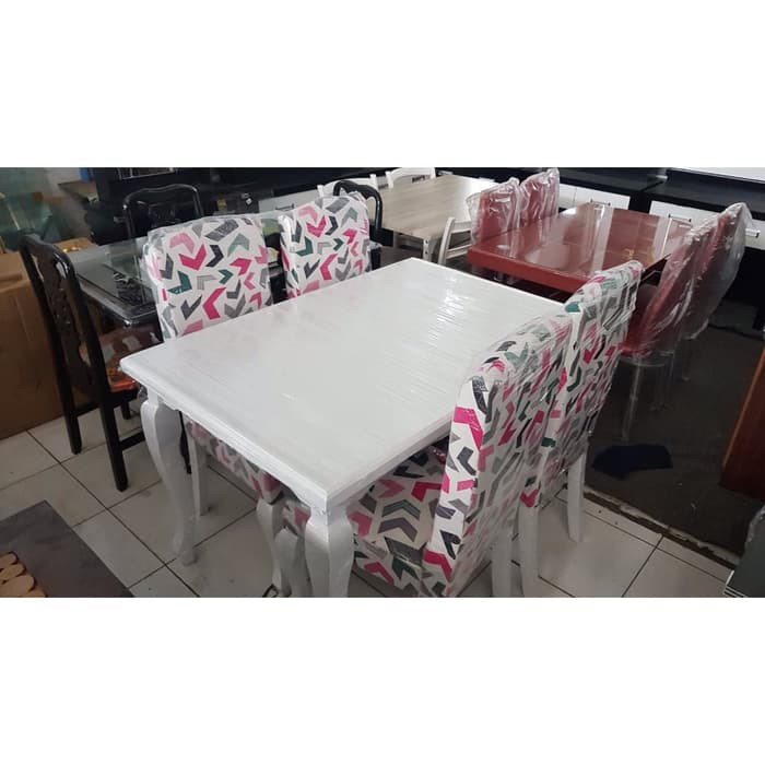 Meja Makan Kayu Jati 4 Kursi Failey