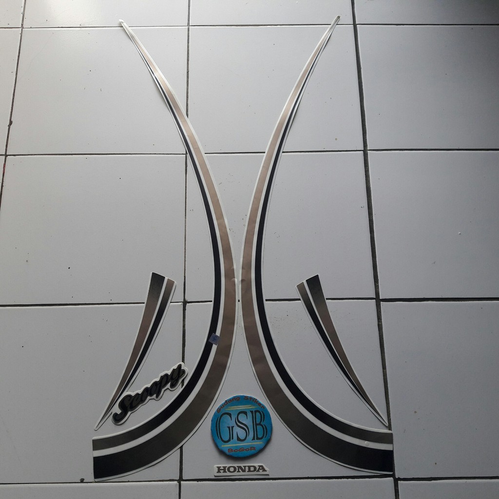 stiker striping Scoopy 2012 putih