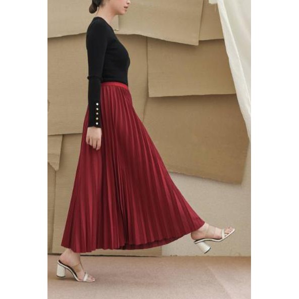 pleated long skirts