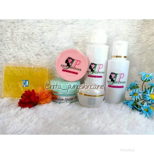 Paket Whitening Cream Malam Spesial IP Skincare / Skincare Ip