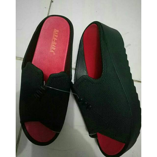 Bara-bara sandal wanita