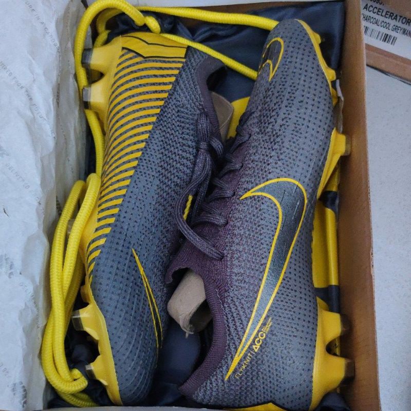 Nike vapor Elite 12 FG grey