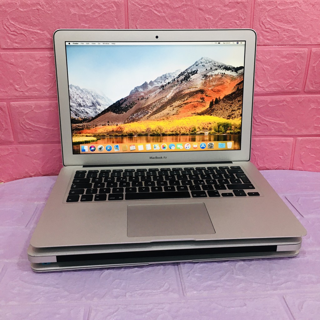 Second Macbook Air 13inch 2017  Core i5 Ram  GB SSD 128 GB