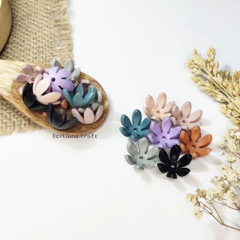 (20 g) Mote Kelopak Bunga Lancip 6 Kelopak Doff Solid