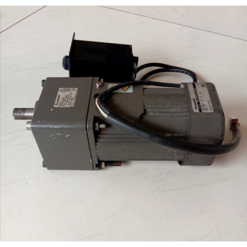 Induction Motor Gearbox 220V Speed Control 60W Ratio 1 : 25