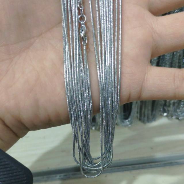 Kalung rodium isi 10pcs model belut bulat panjang 40cm