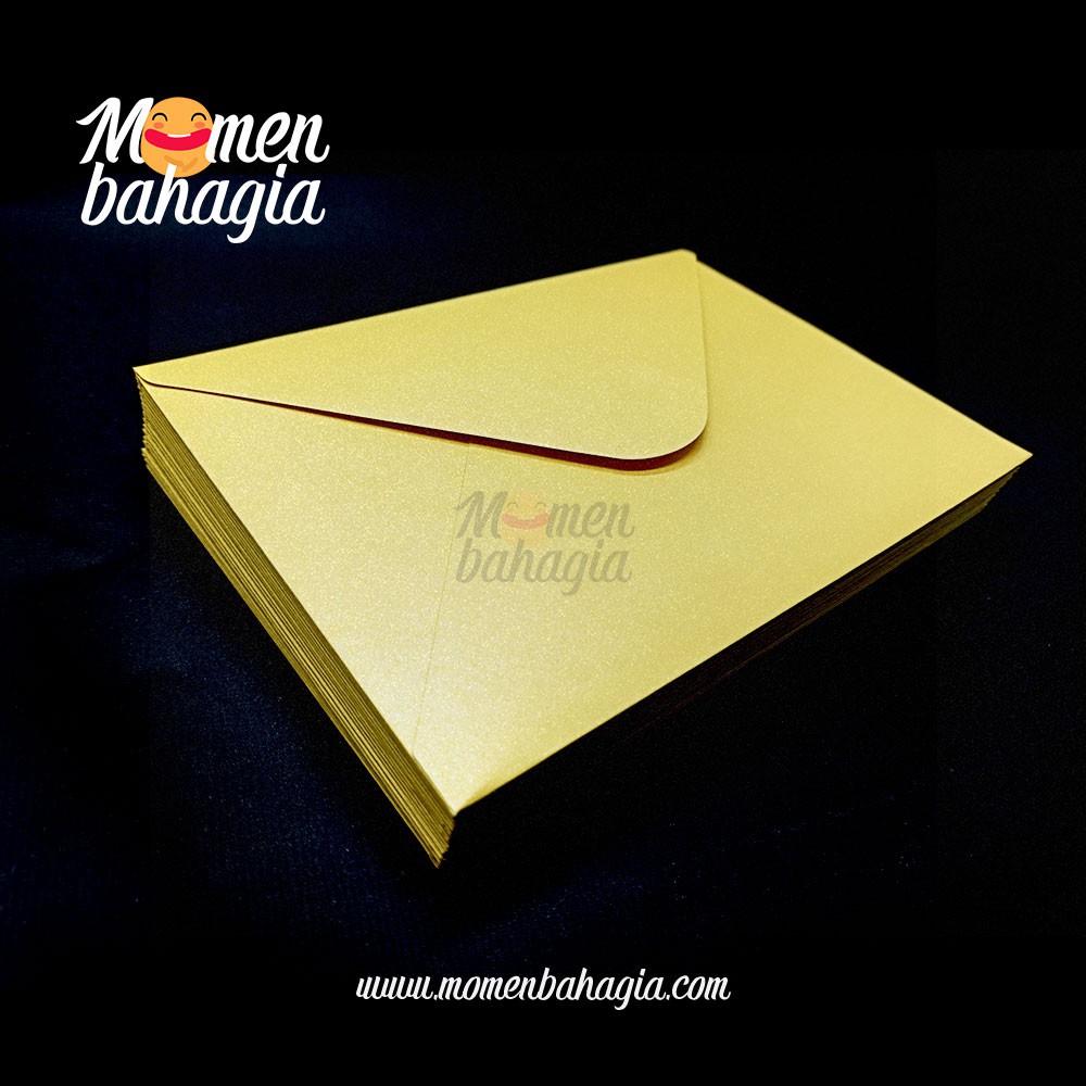 

Amplop A5 Tebal Premium Jasmine Cream Gold 16x22 Rounded