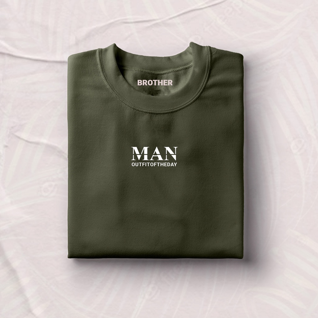 BROTHER STORE - Kaos Distro Pria - KAOS COWOK CEWEK - Kaos Kata Kata - Articel MAN TEXT PUTIH Premium