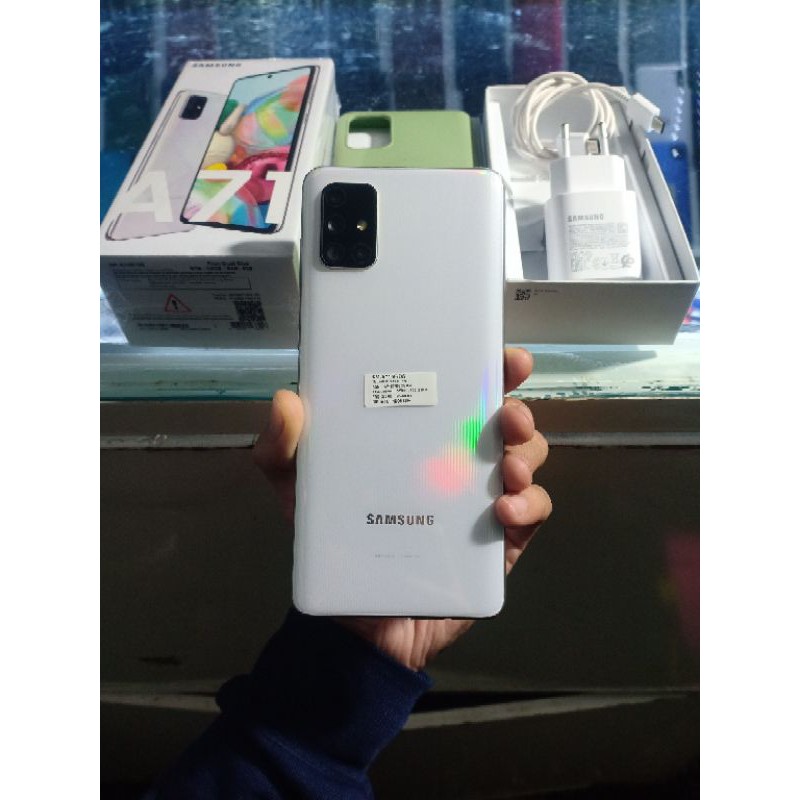 SAMSUNG A71 RAM 8 ROM 128 SECOND