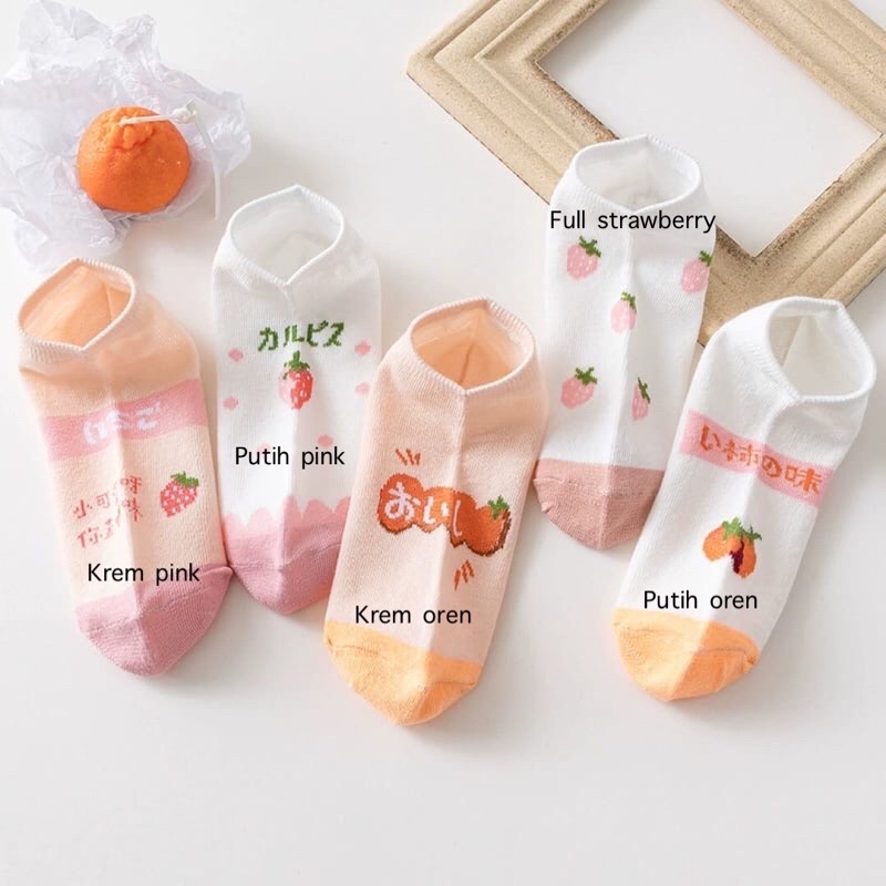 Kaos Kaki STRAWBERRY Kaos Kaki Wanita Import