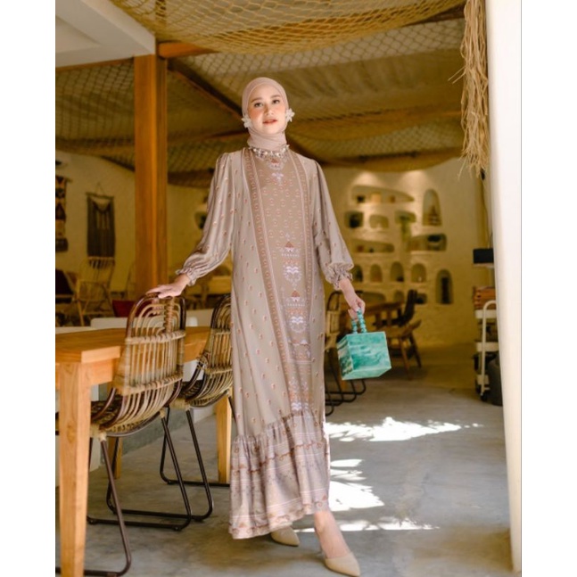 Madeena Dress GOLD XXL by Haide Orlin