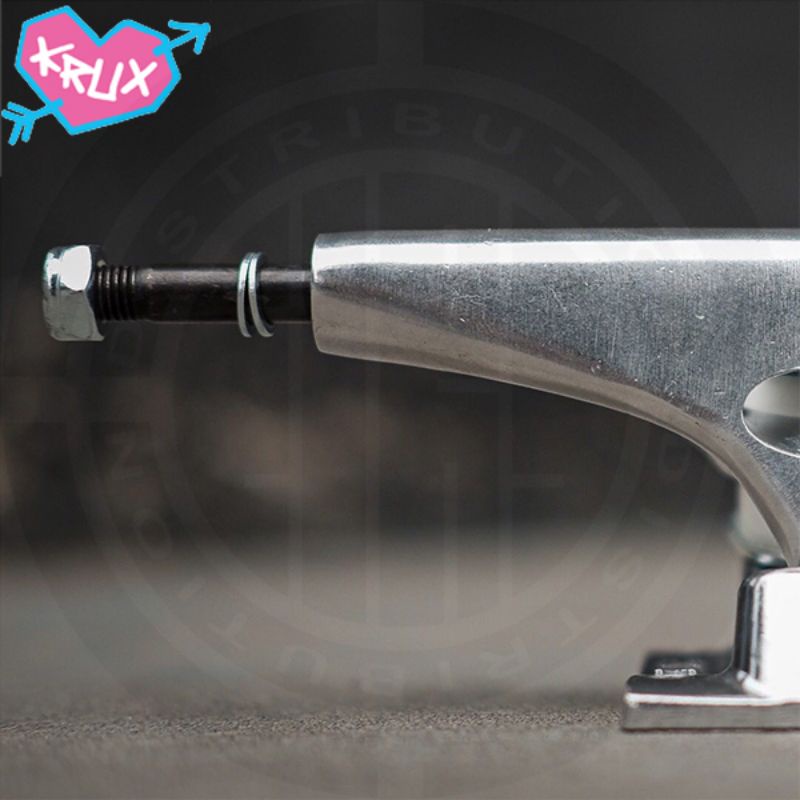 KRUX Trucks 8,25in K5 Polished Silver Standard Trucks Skateboard