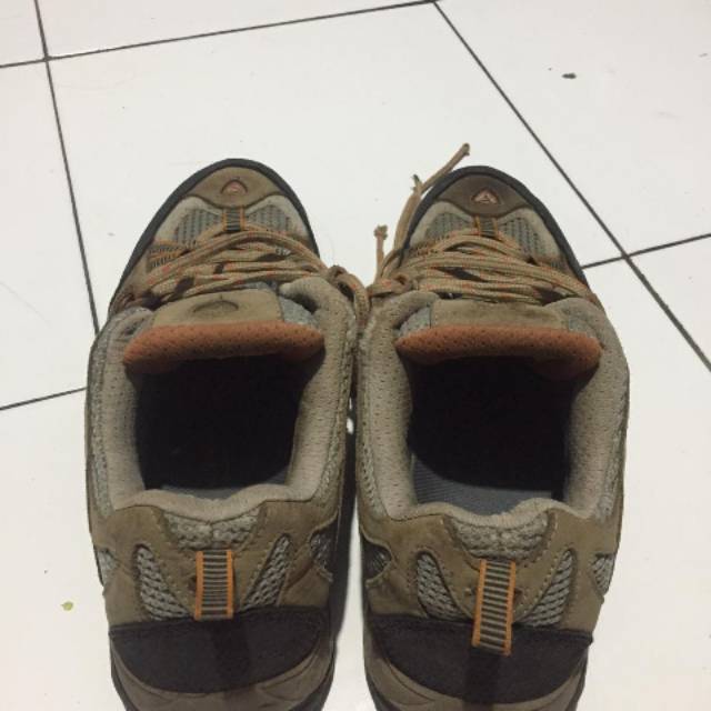 sepatu pendaki