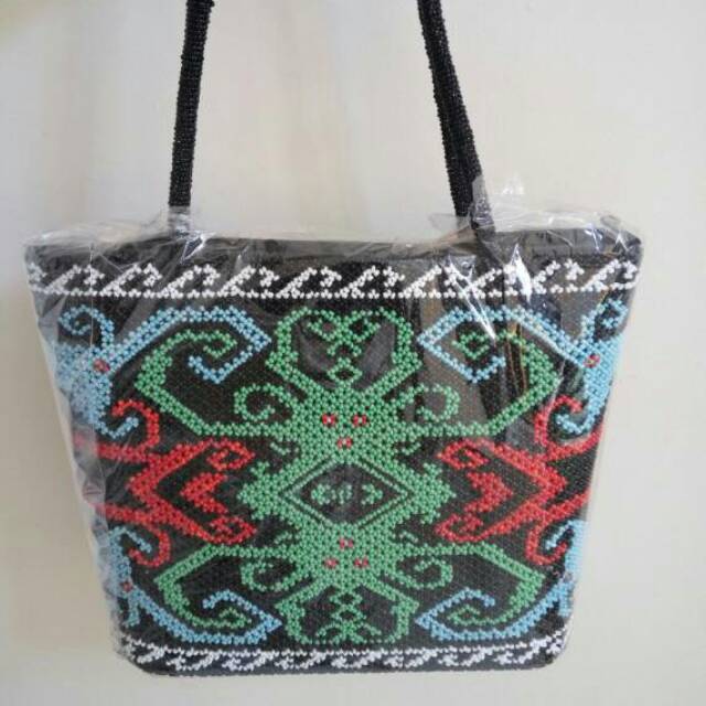 Tas manik Kalimantan