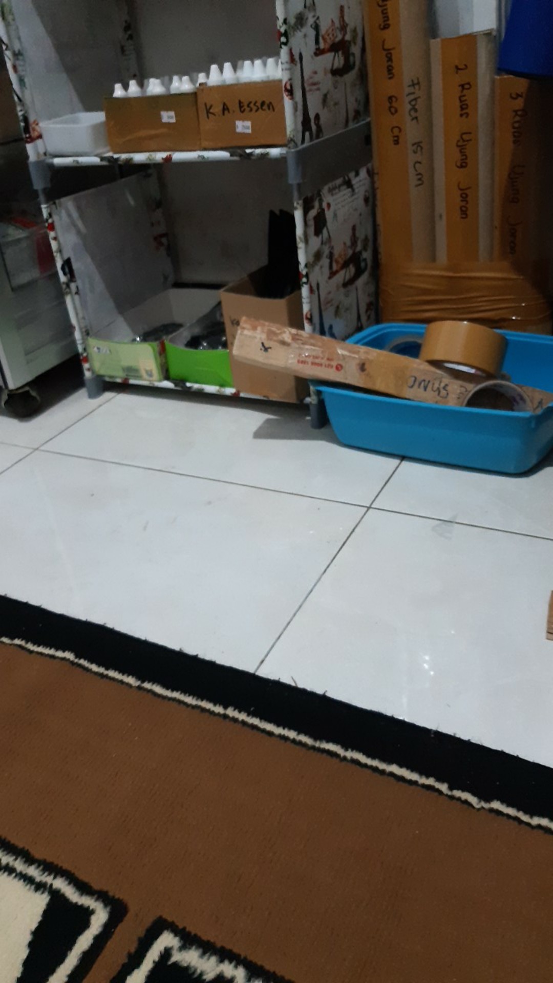 Lakban Kain Hitam Isolasi Tape Nachi 1 X 12 Meter (23 Mm X 12 Meter)