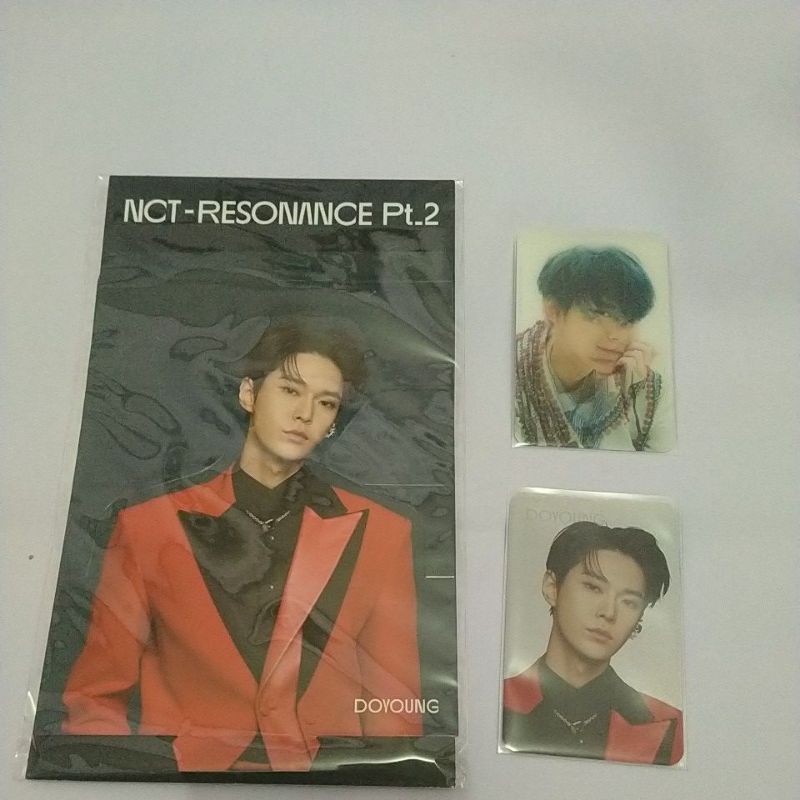 Lenticular Photocard Set (Doyoung) Resonance Part 2