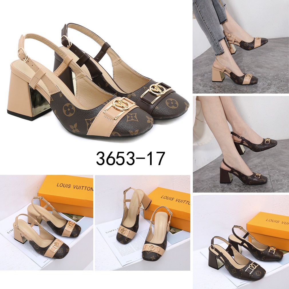 Block Heel Shoes in Monogram 3653-17