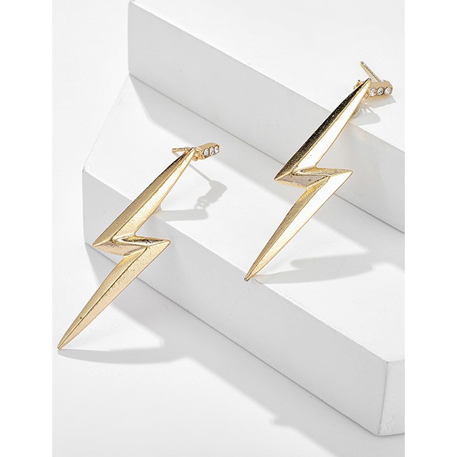 LRC Anting Tusuk Fashion Golden Geometric Diamond Lightning Earrings D64363