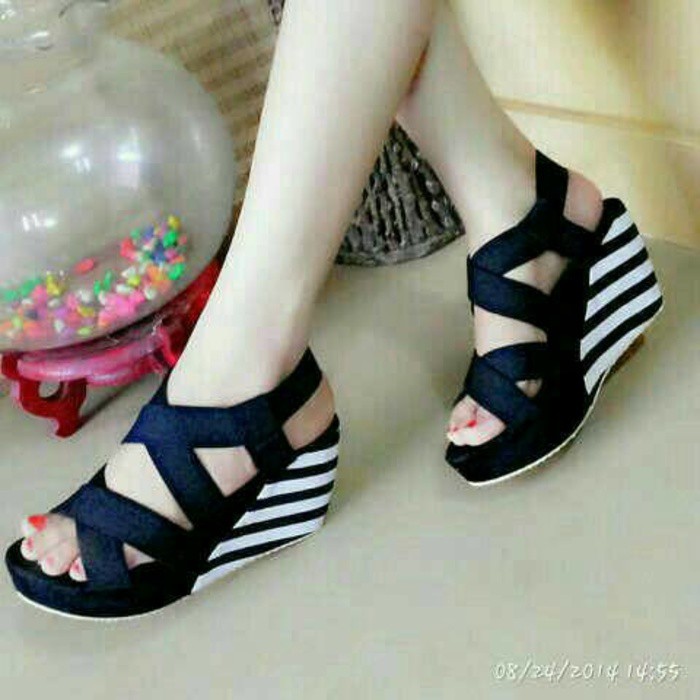 SEPATU WEDGES HITAM BELANG CEWEK WANITA KERJA KULIAH SANTAI RESMI CASUAL SIMPLE KOREA LUCU MURAH