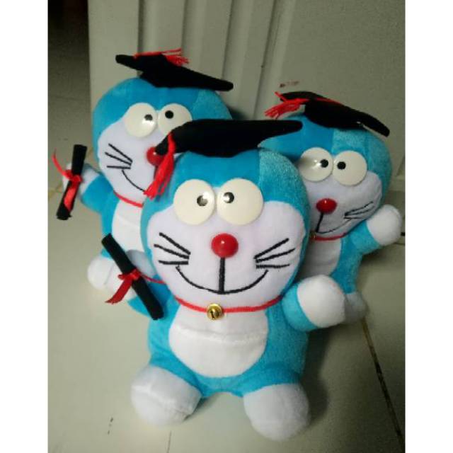 Boneka SNI doraemon wisuda size:M