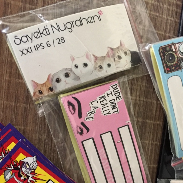 

Sticker tag nama label buku murah