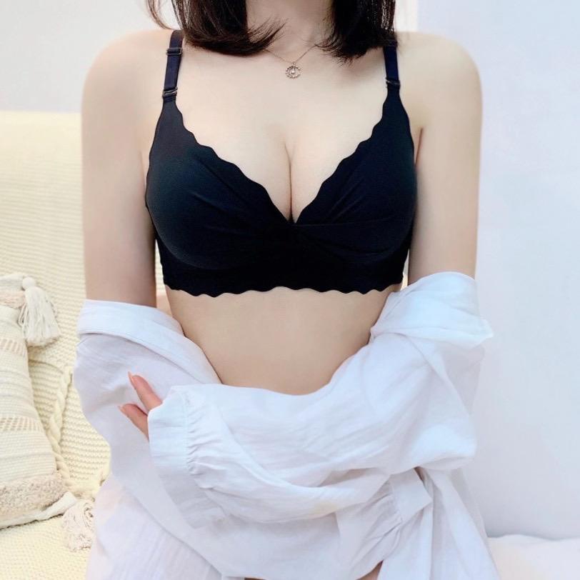 [ LINGERIE MASTER ] - (B-40) BH push-up Bra Premium Quality Seamless Sport Push Up V Cross Tanpa Kawat-B-40 Hitam