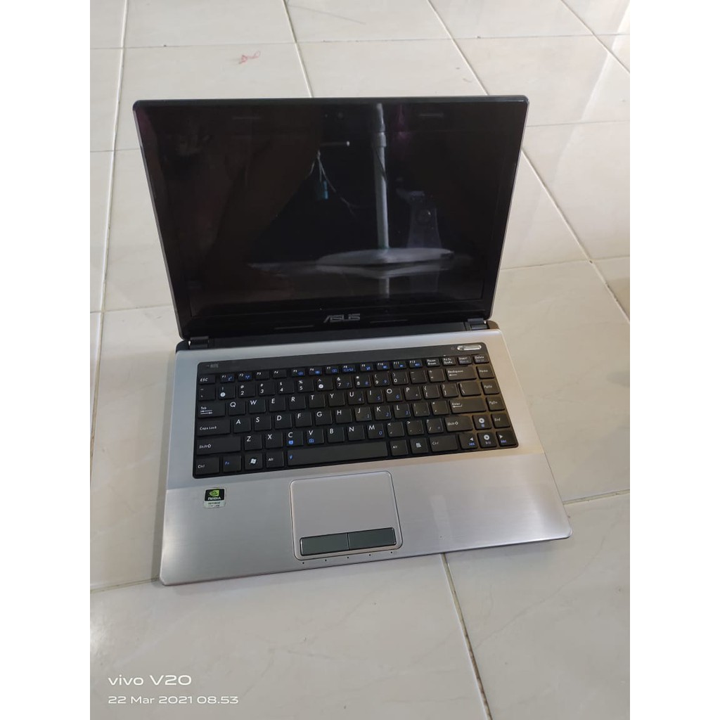 laptop asus A43s dijamin bagus ram 4gb  hardisk 500gb