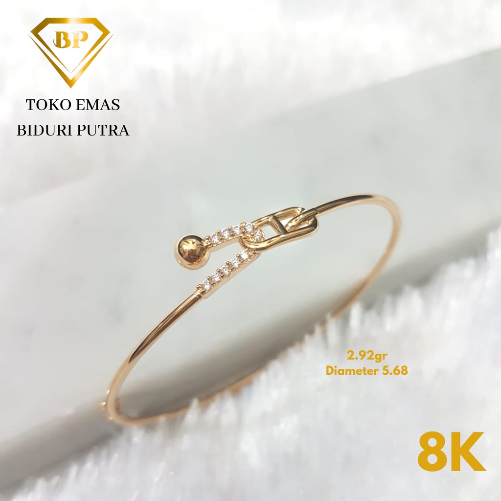 Gelang Oval Elegant Christian Di*r Perhiasan Emas Asli Kadar 8k/375 toko emas biduri putra