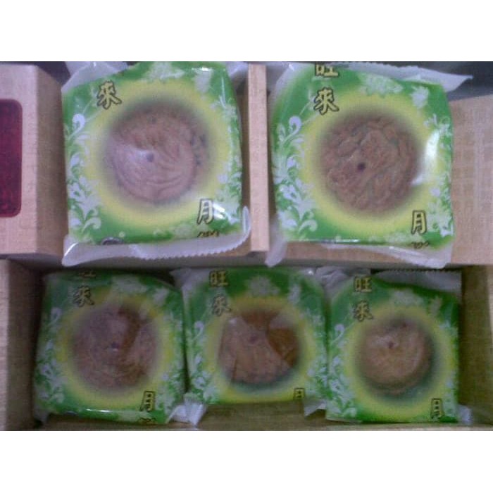 

Kue Bulan Wang Lai rasa Kacang Hitam 1 telur Atau Kacang Hijau 1 telur