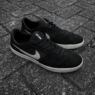 nike sb chron slr dark grey & white skate shoes