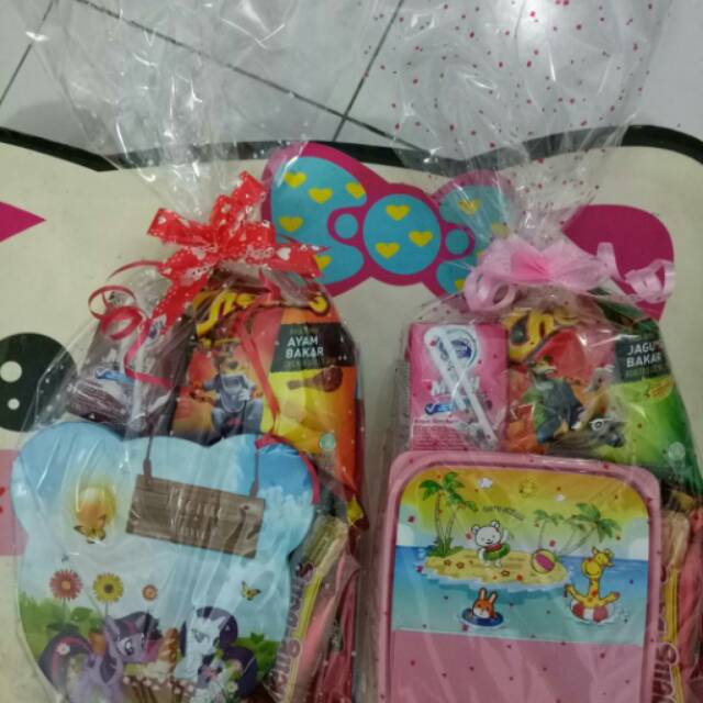 

Paket snack murmer