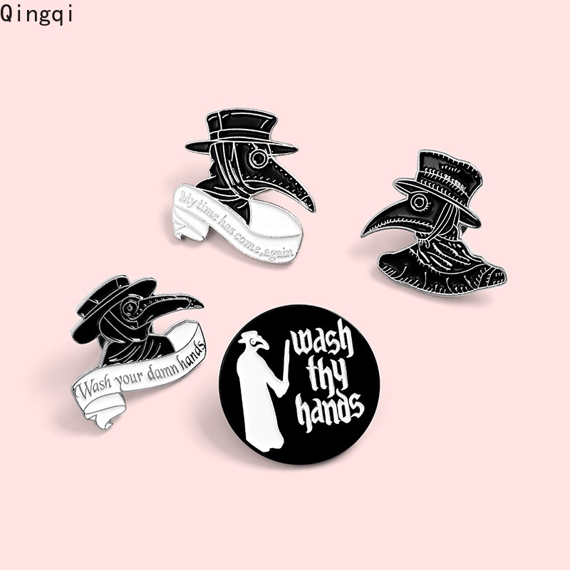 Bros Pin Enamel Desain Plague Doctor Gaya Gothic Untuk Tas / Kemeja