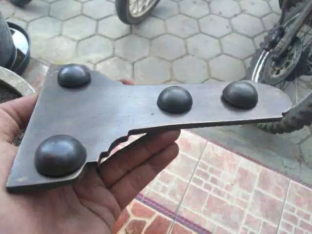 Engsel Plat Decoratic Pintu jati Gerbang Kuningan