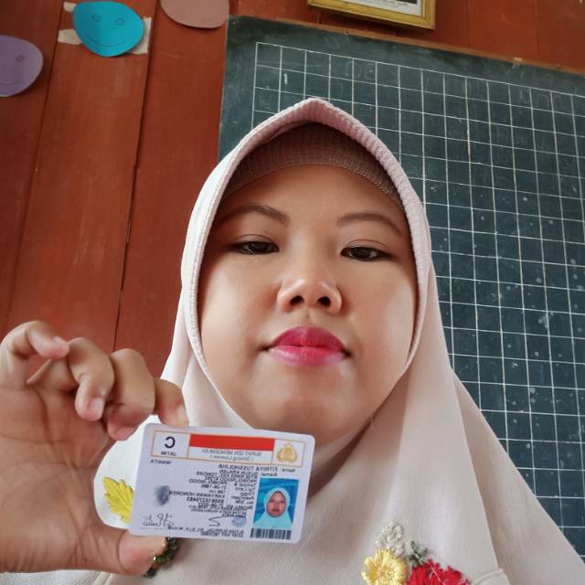 fitriyatussholiha1985