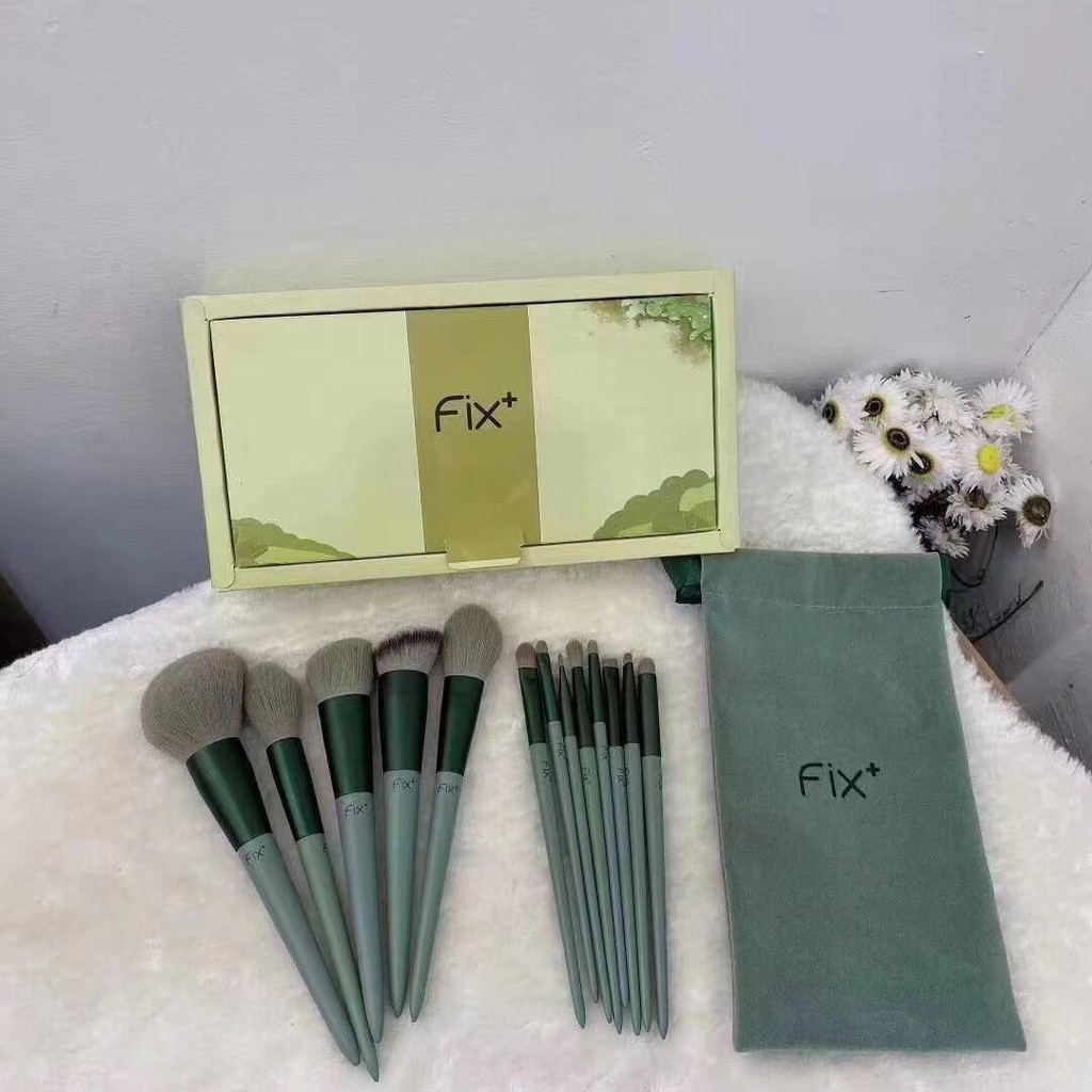 Make Up Brush 13 PCS FREE POUCH Brush Make Up Kecantikan 13 Set Bulu Sintetis Set Kuas Make Up