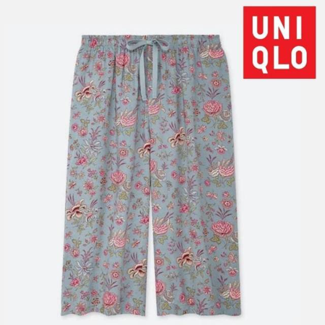 Uniqlo Relaco 3/4 Short Pants (Cullote Short Pants)