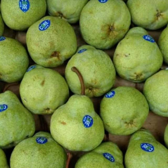 

Pear Packam