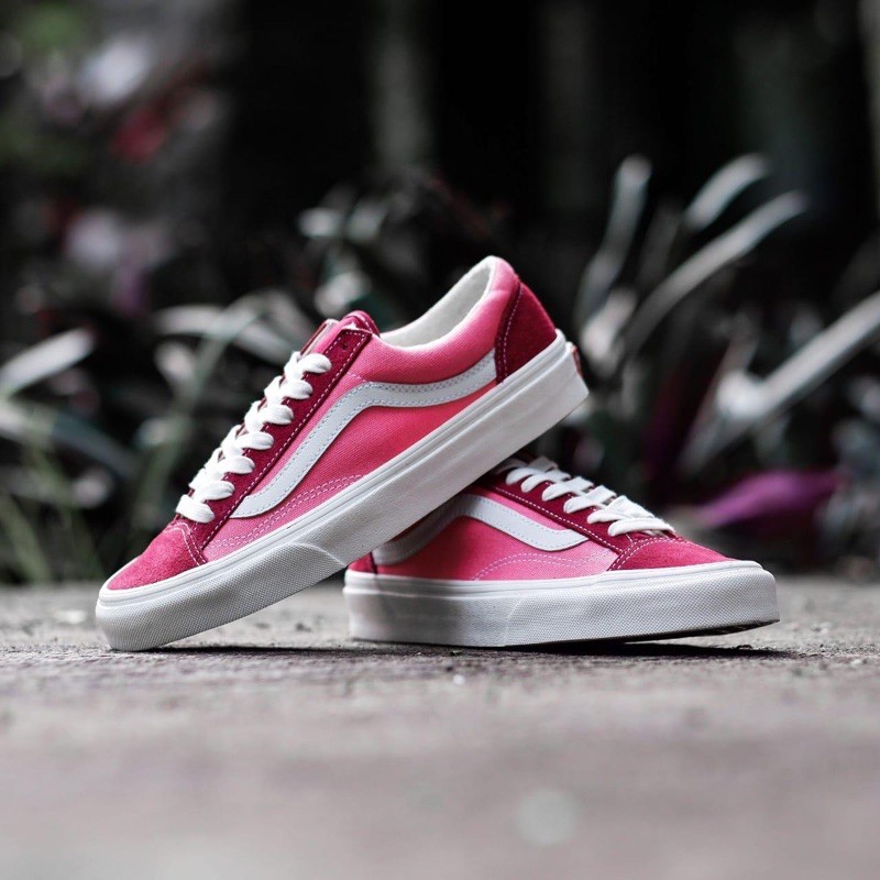VANS STYLE 36 RUMBA RED SIZE 36-40