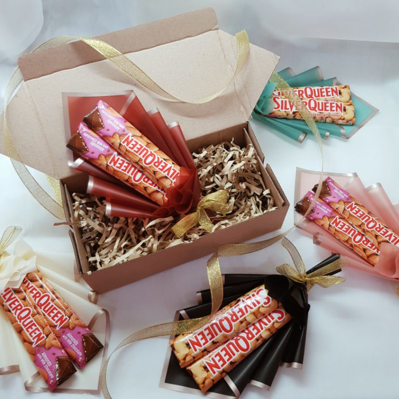

Graduation Gift - Buket Coklat Silverqueen 28 gram & Gift Box|| Buket Snack || Bouqet Bunga || Hadiah Gift Ulang Tahun Birthday, Graduation, Valentine's Day