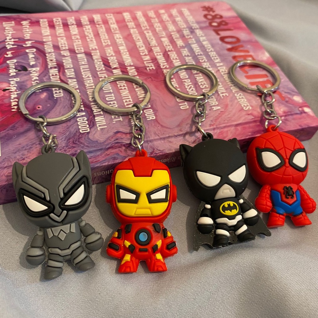 GANTUNGAN KUNCI SUPERHERO AVENGER MODEL TERBARU ADA 4 KARAKTER LENGKAP KEYCHAIN HERO BENTUK TERBARU UNIK LUCU BISA GROSIR DAN COD BEST PREMIUM QUALITY